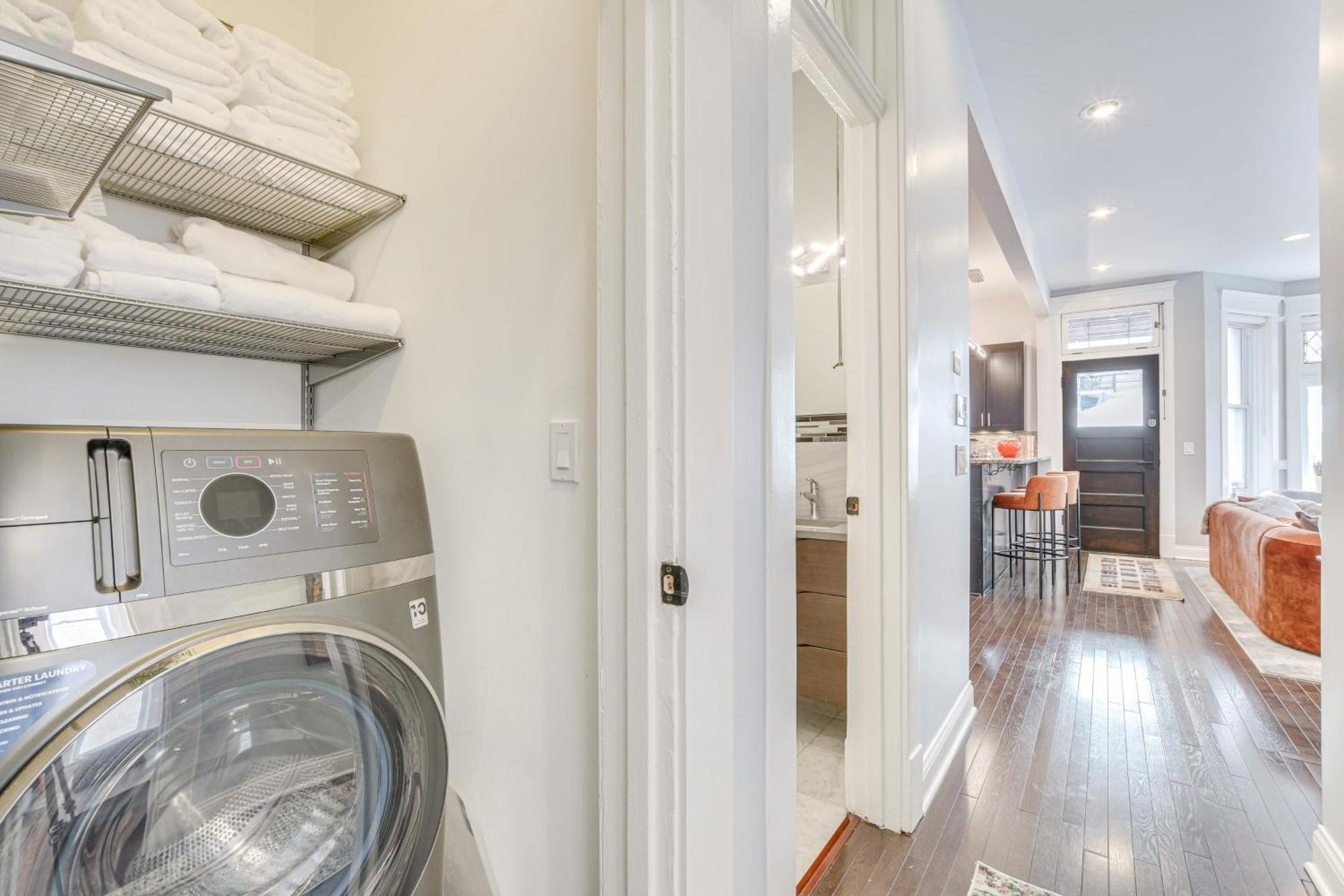 Spacious Condo With Deck About 3 Mi To Downtown Chicago! ภายนอก รูปภาพ