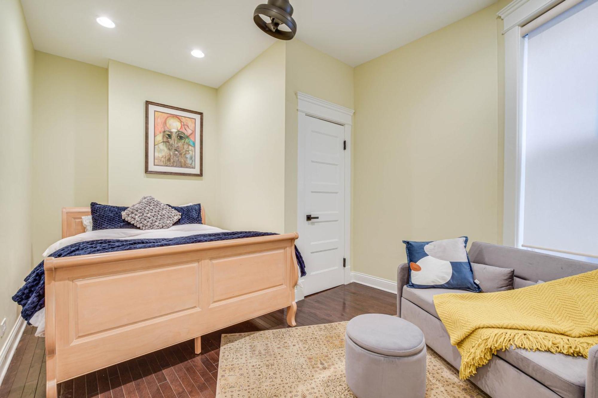 Spacious Condo With Deck About 3 Mi To Downtown Chicago! ภายนอก รูปภาพ