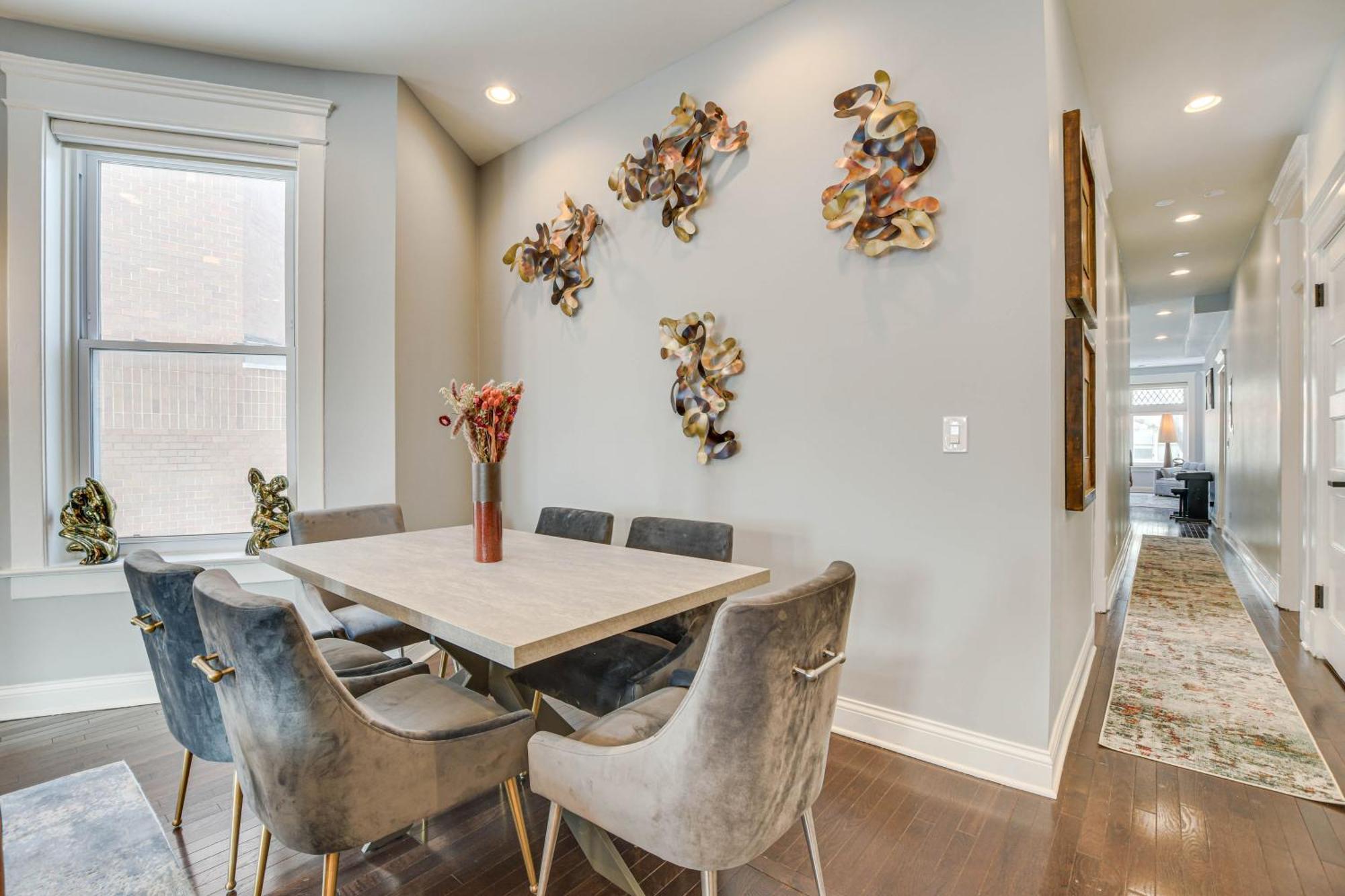 Spacious Condo With Deck About 3 Mi To Downtown Chicago! ภายนอก รูปภาพ