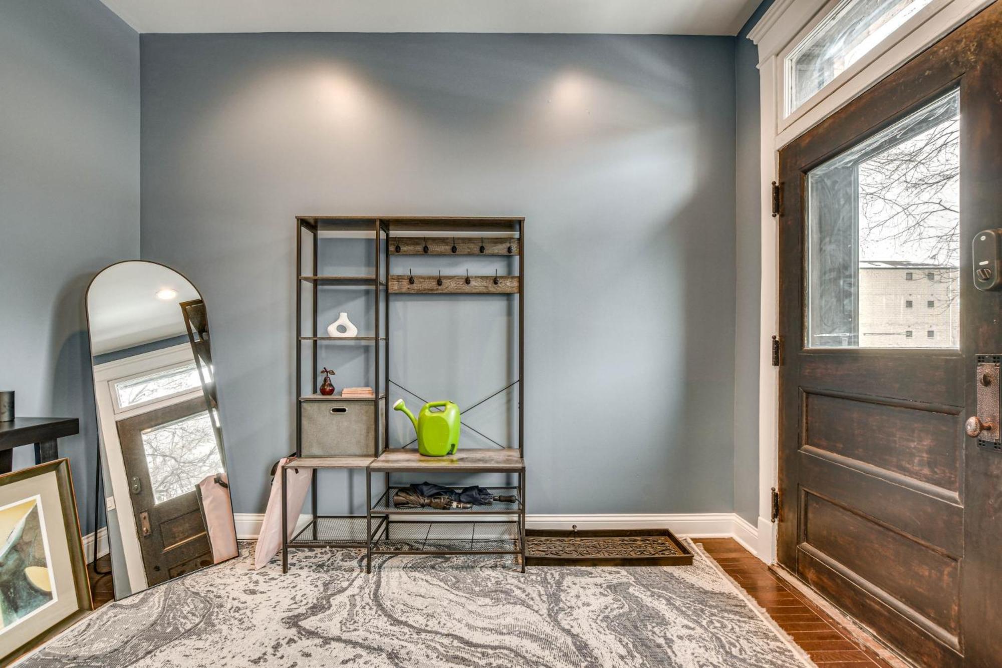 Spacious Condo With Deck About 3 Mi To Downtown Chicago! ภายนอก รูปภาพ